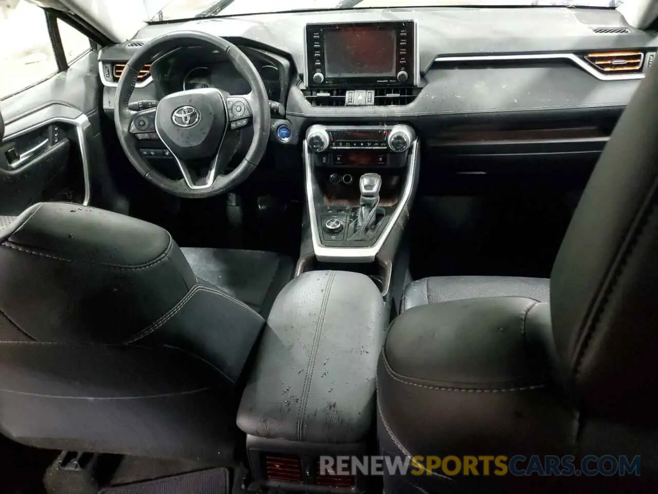 8 Photograph of a damaged car 2T3DWRFV9KW017689 TOYOTA RAV4 2019