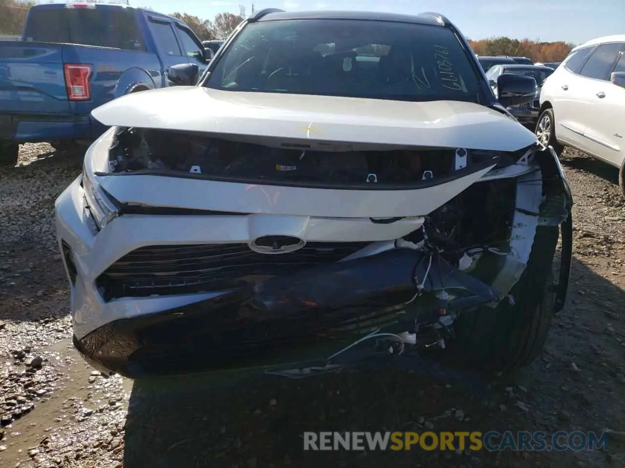 9 Фотография поврежденного автомобиля 2T3EWRFV2KW040235 TOYOTA RAV4 2019