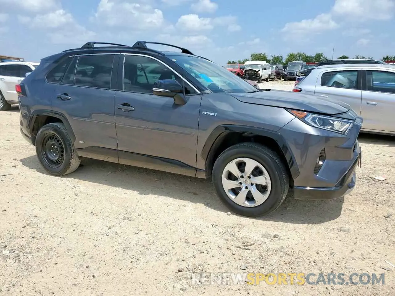 4 Фотография поврежденного автомобиля 2T3EWRFV3KW042642 TOYOTA RAV4 2019