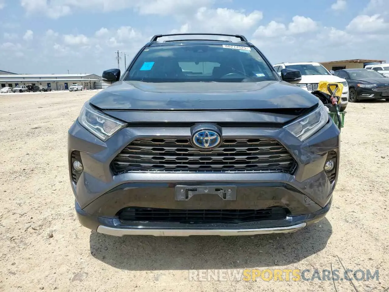 5 Фотография поврежденного автомобиля 2T3EWRFV3KW042642 TOYOTA RAV4 2019