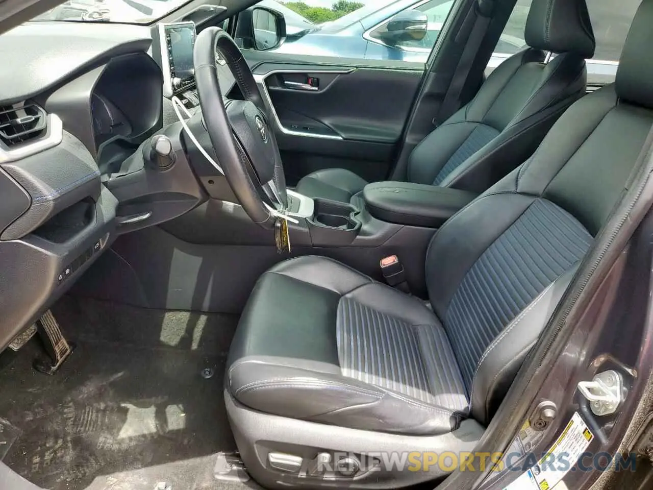 7 Фотография поврежденного автомобиля 2T3EWRFV3KW042642 TOYOTA RAV4 2019
