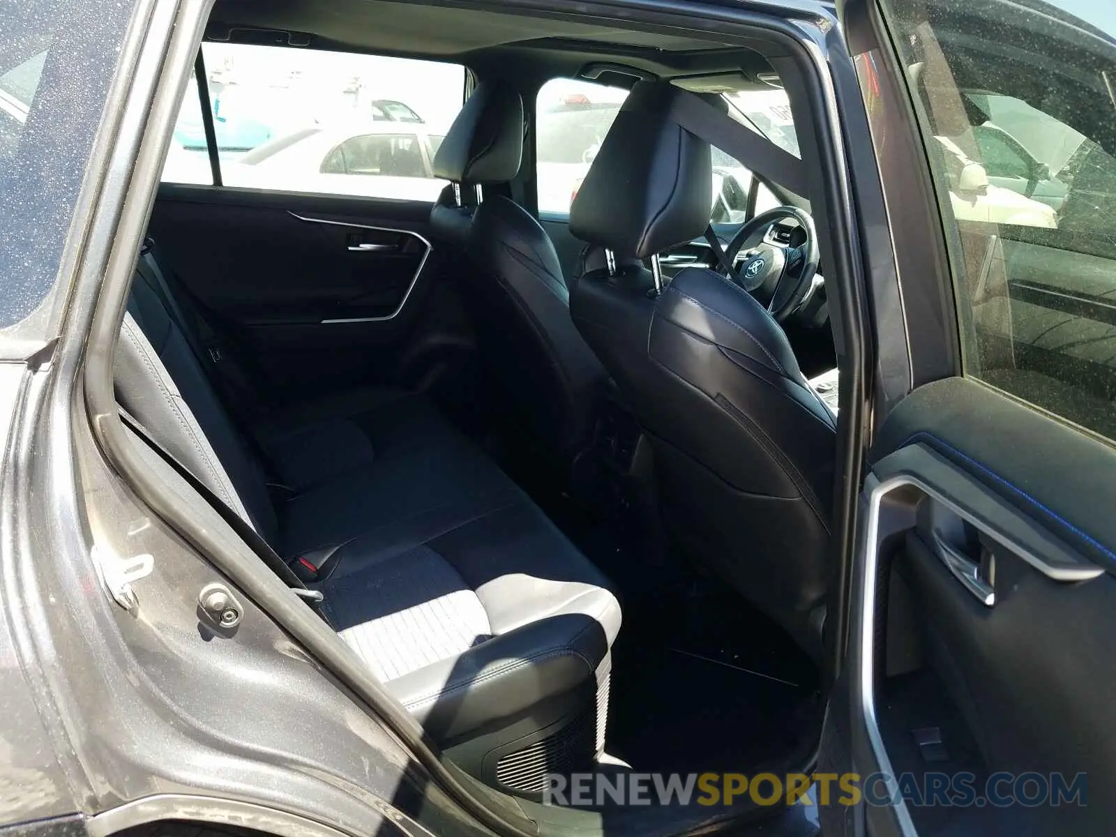 6 Фотография поврежденного автомобиля 2T3EWRFV5KW006371 TOYOTA RAV4 2019
