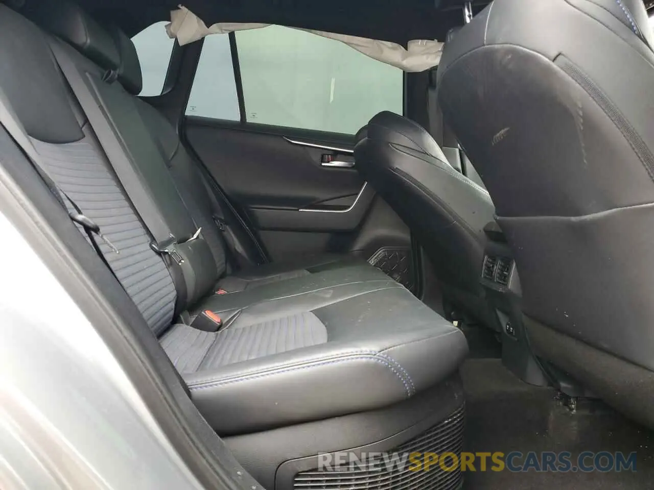 11 Photograph of a damaged car 2T3EWRFV7KW036794 TOYOTA RAV4 2019