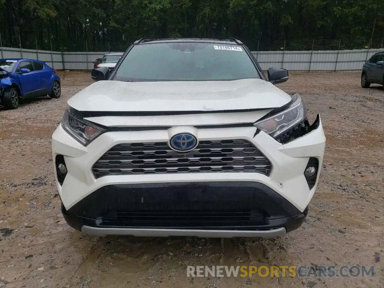 5 Photograph of a damaged car 2T3EWRFV8KW031409 TOYOTA RAV4 2019