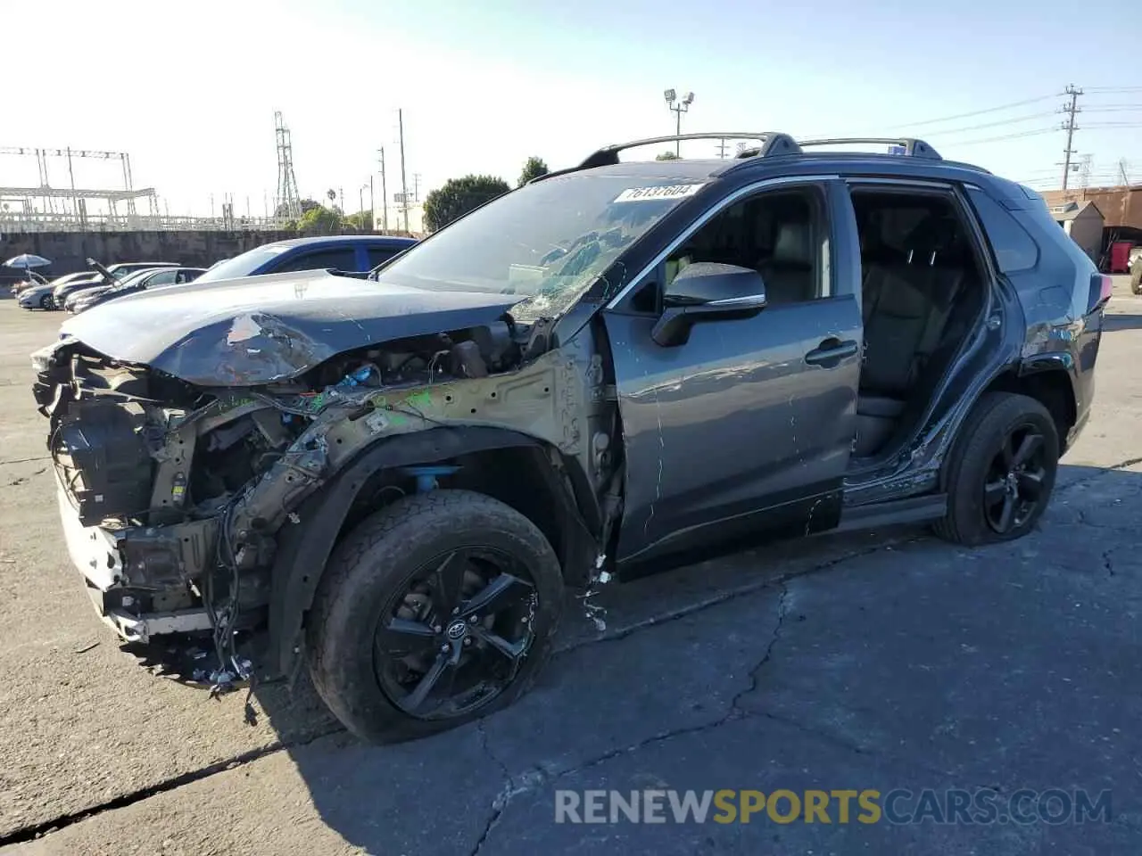 1 Фотография поврежденного автомобиля 2T3EWRFVXKW036594 TOYOTA RAV4 2019