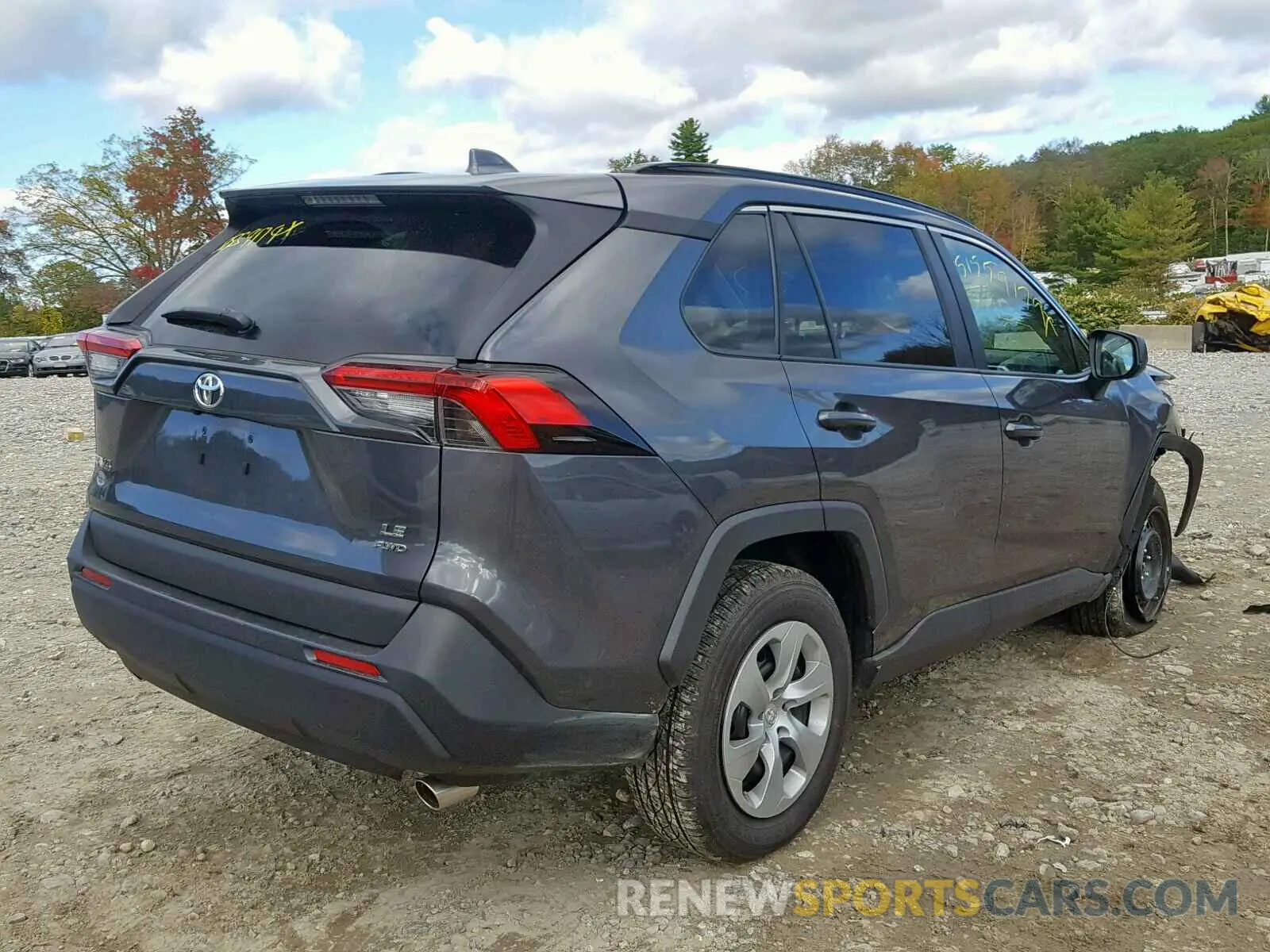 4 Photograph of a damaged car 2T3F1RFV0KC041419 TOYOTA RAV4 2019