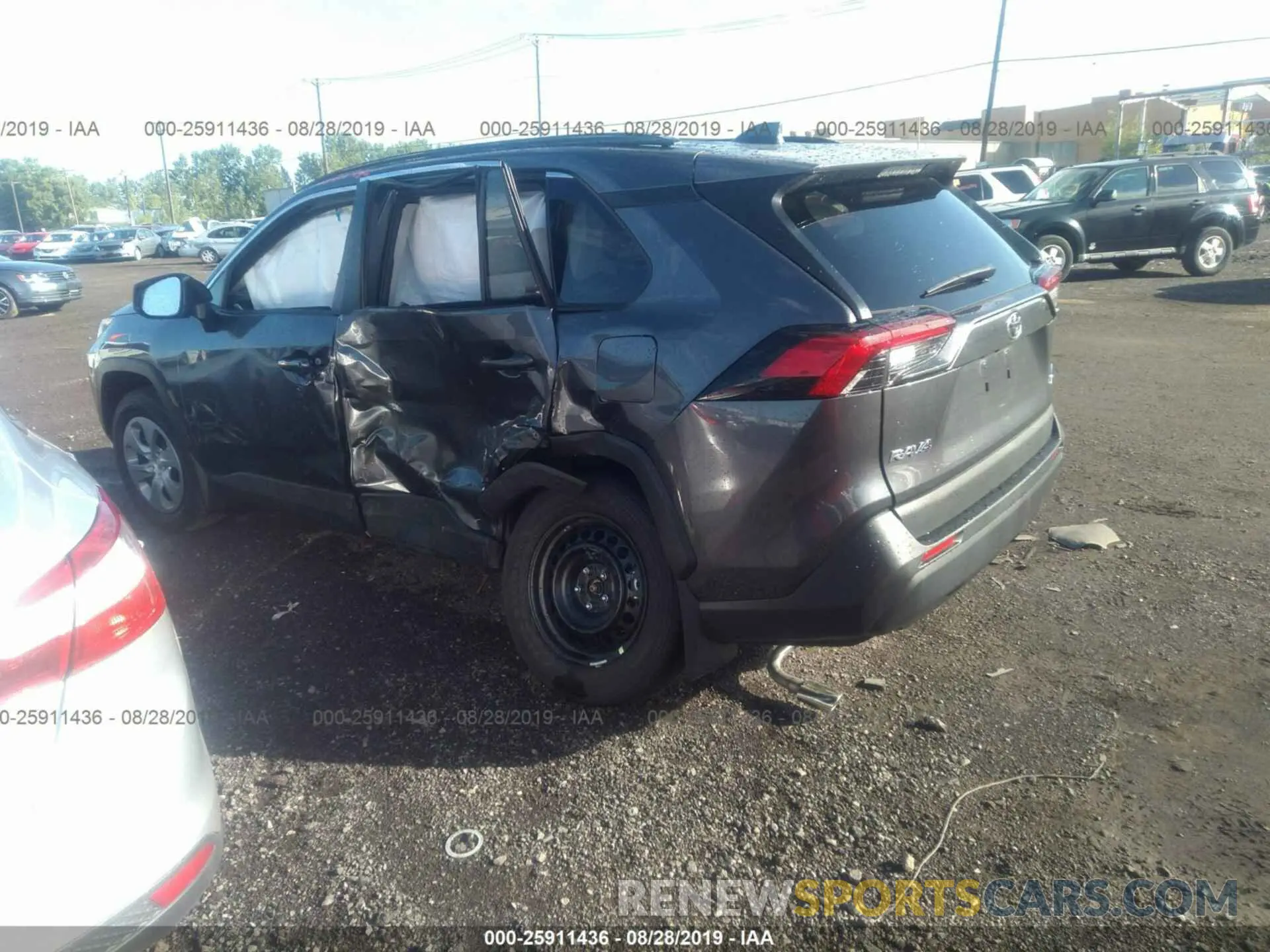 3 Photograph of a damaged car 2T3F1RFV1KC033264 TOYOTA RAV4 2019