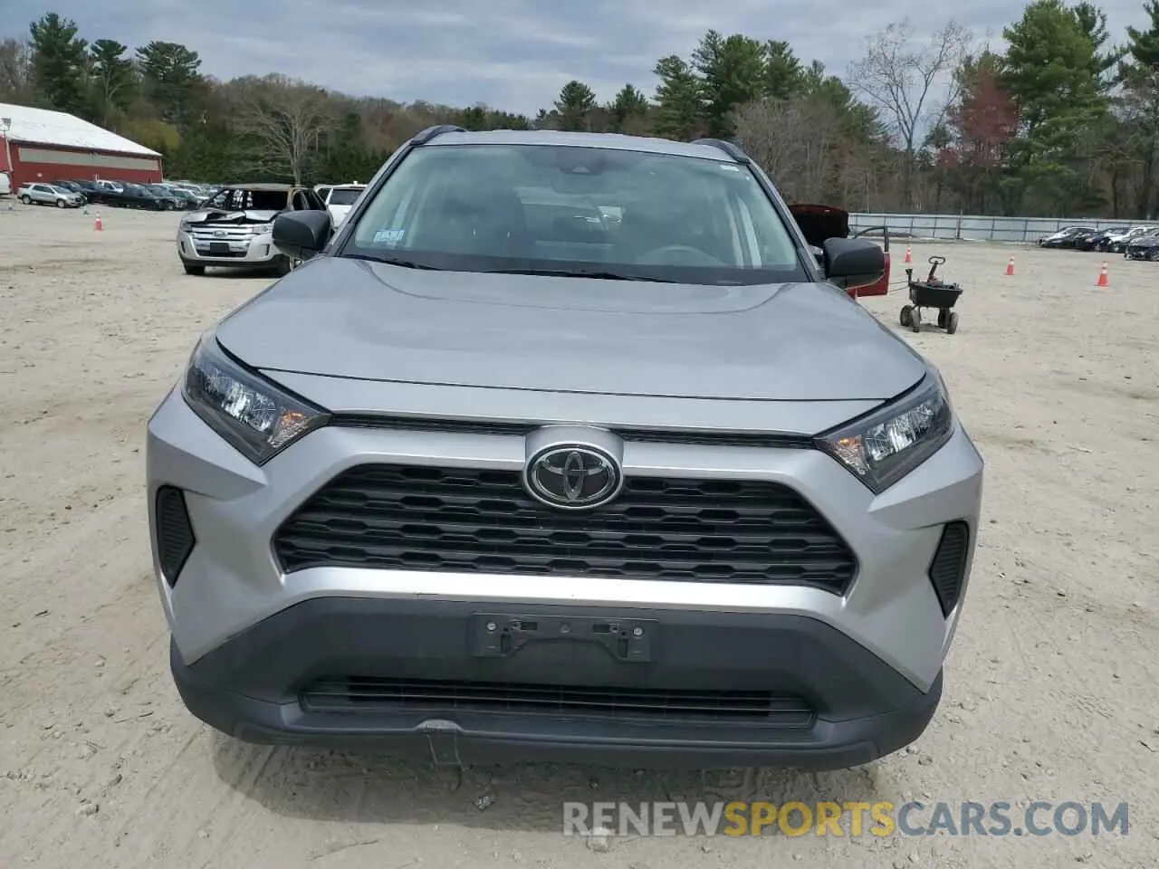 5 Photograph of a damaged car 2T3F1RFV2KC045844 TOYOTA RAV4 2019