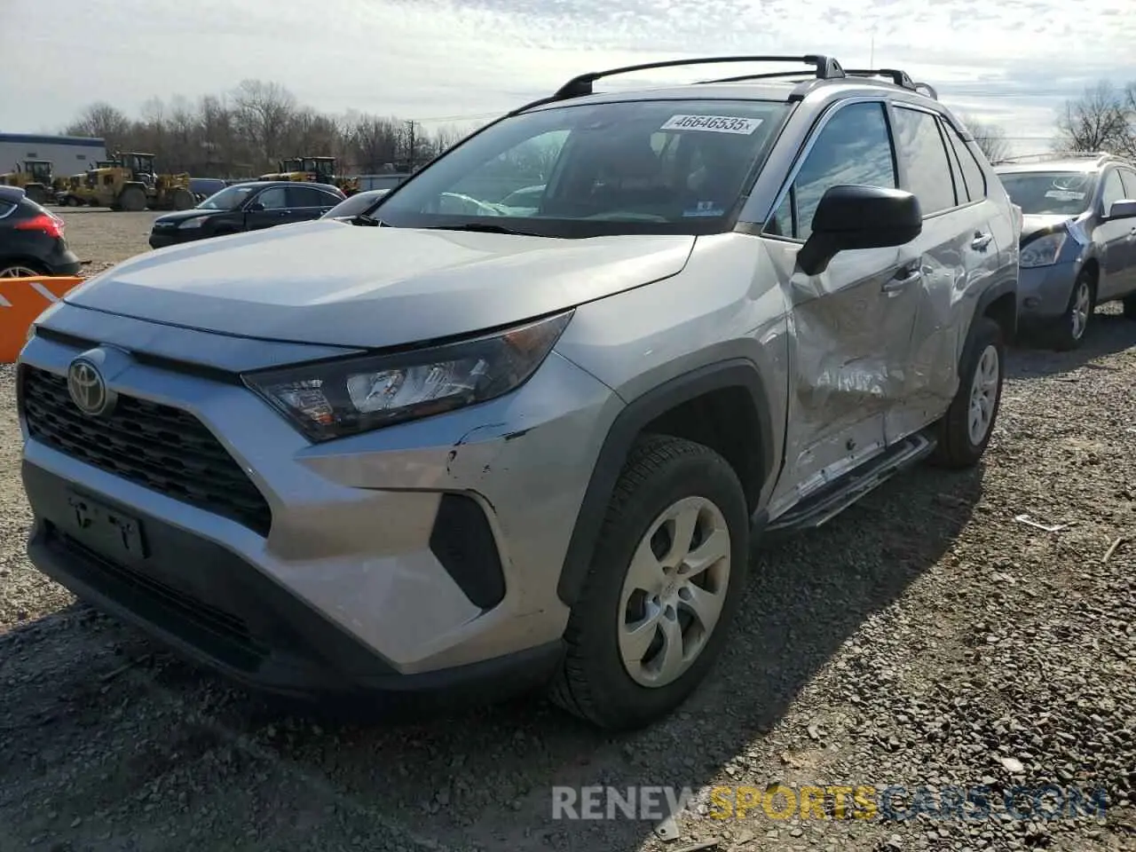1 Photograph of a damaged car 2T3F1RFV2KW049360 TOYOTA RAV4 2019