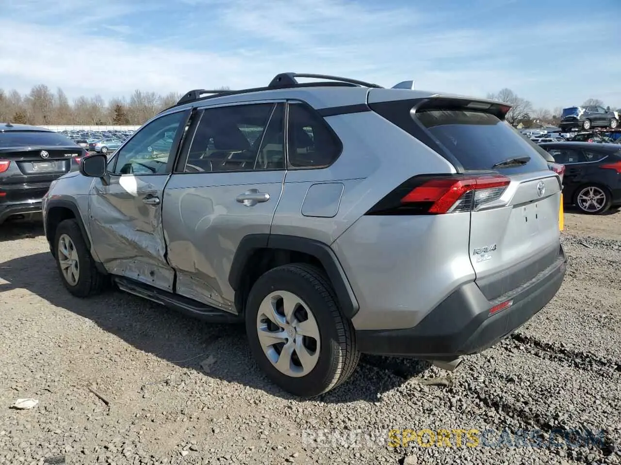 2 Photograph of a damaged car 2T3F1RFV2KW049360 TOYOTA RAV4 2019