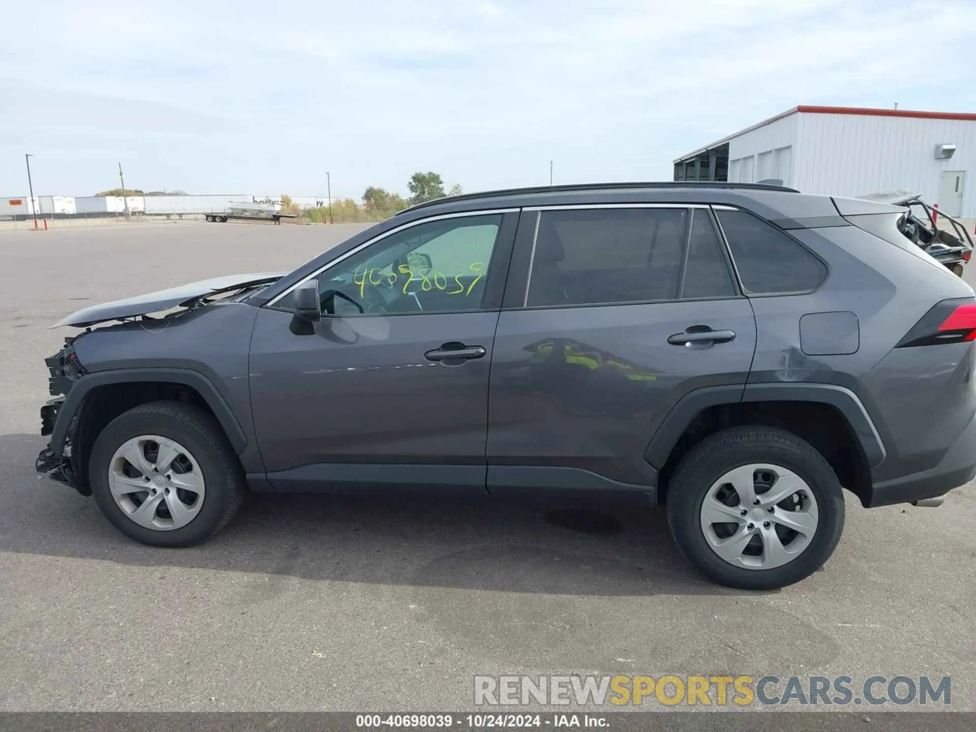 15 Photograph of a damaged car 2T3F1RFV2KW060522 TOYOTA RAV4 2019