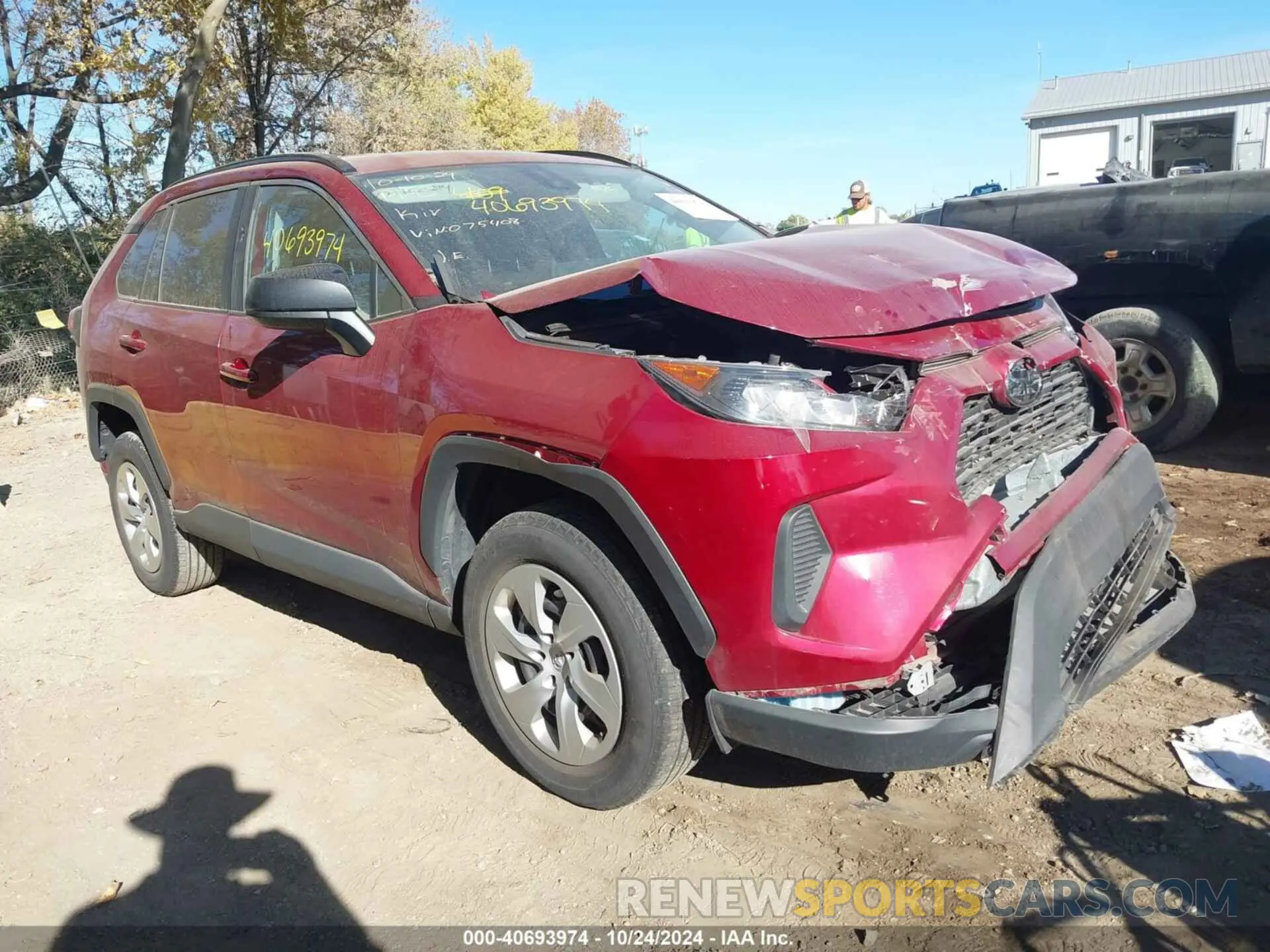 1 Photograph of a damaged car 2T3F1RFV2KW075408 TOYOTA RAV4 2019