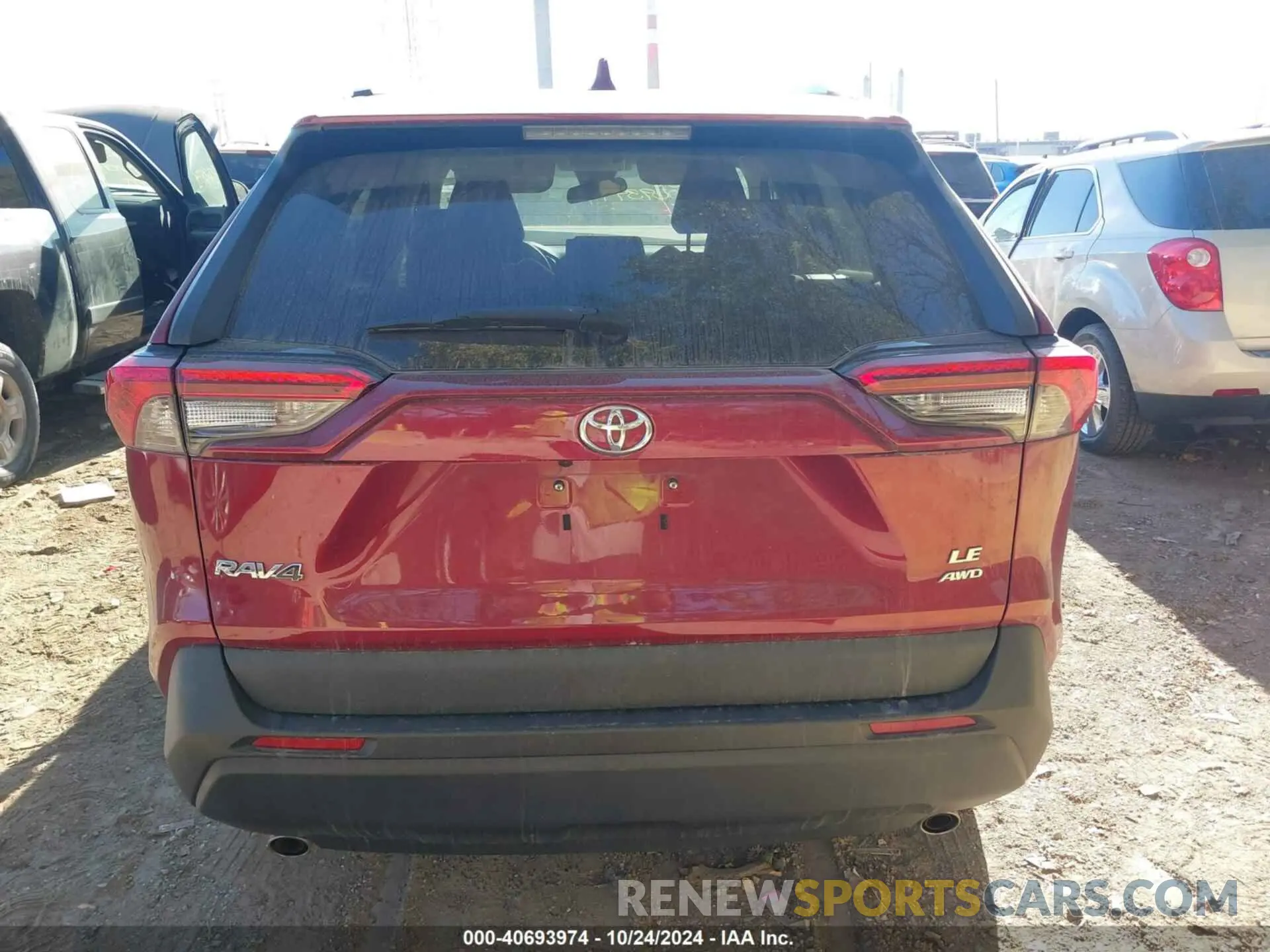 16 Photograph of a damaged car 2T3F1RFV2KW075408 TOYOTA RAV4 2019