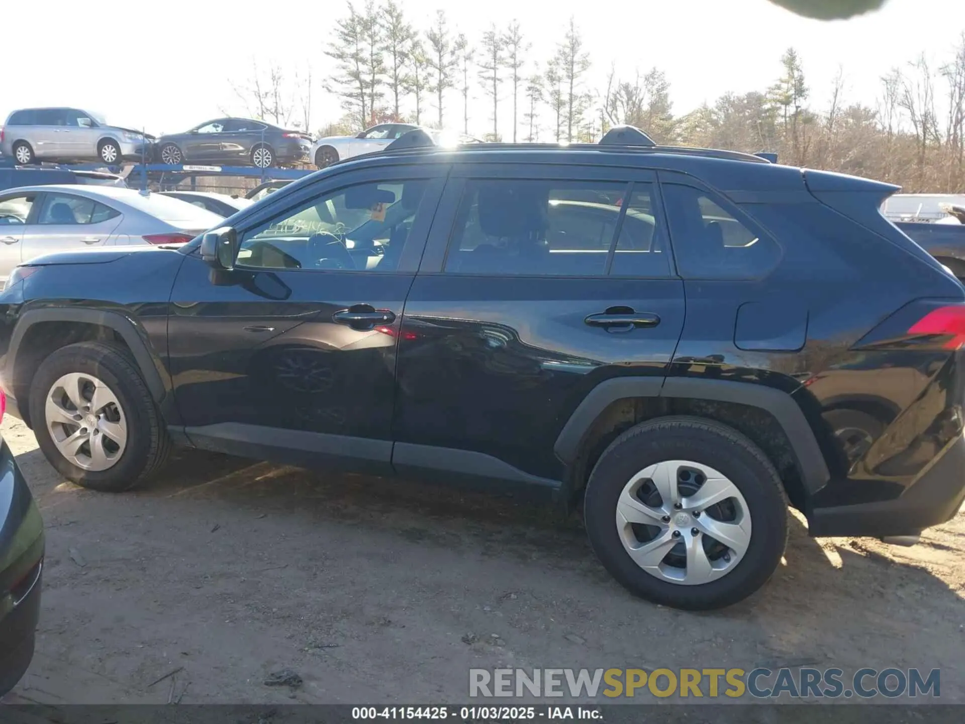 14 Photograph of a damaged car 2T3F1RFV3KC015817 TOYOTA RAV4 2019