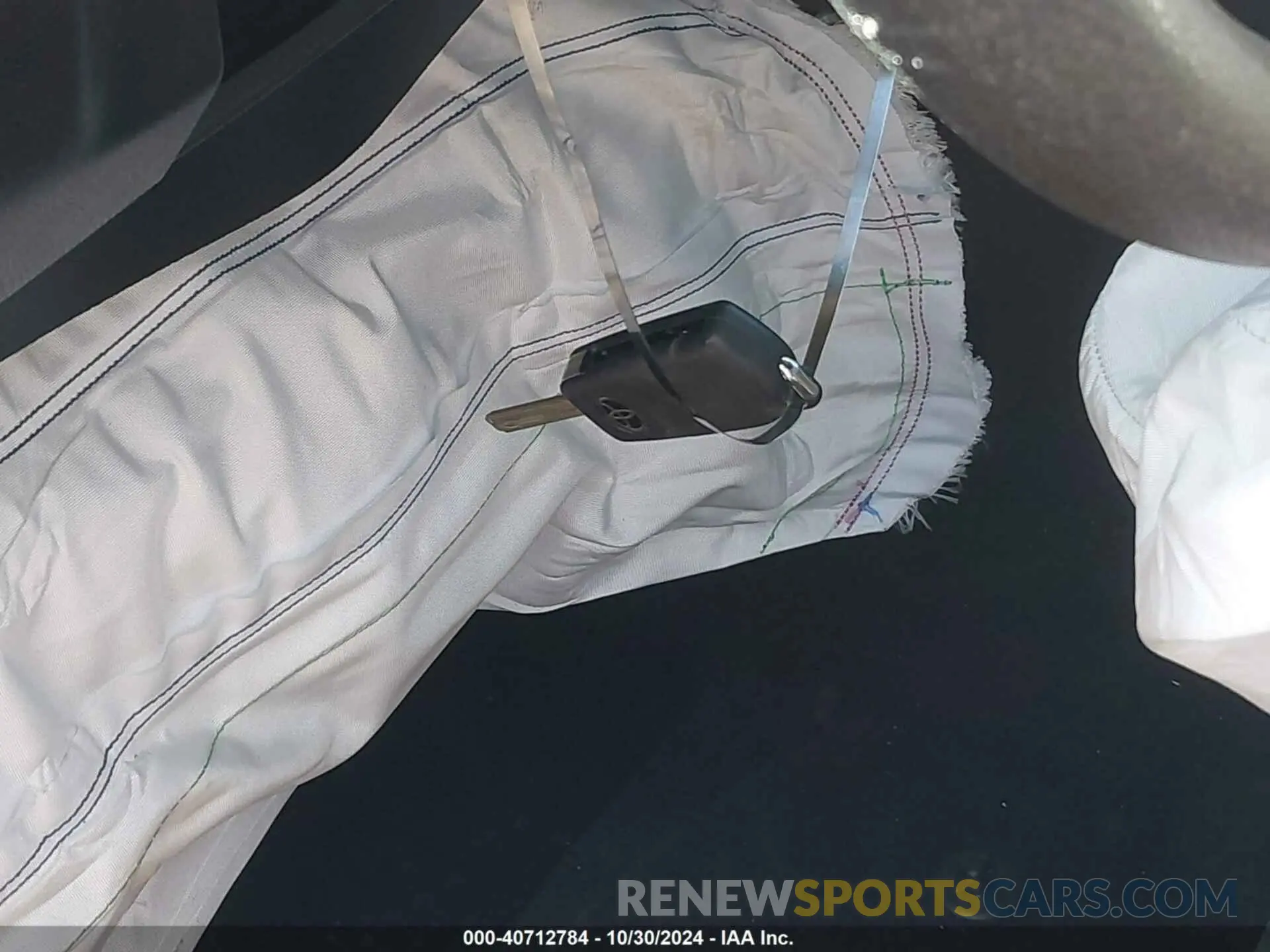 11 Photograph of a damaged car 2T3F1RFV3KW017243 TOYOTA RAV4 2019