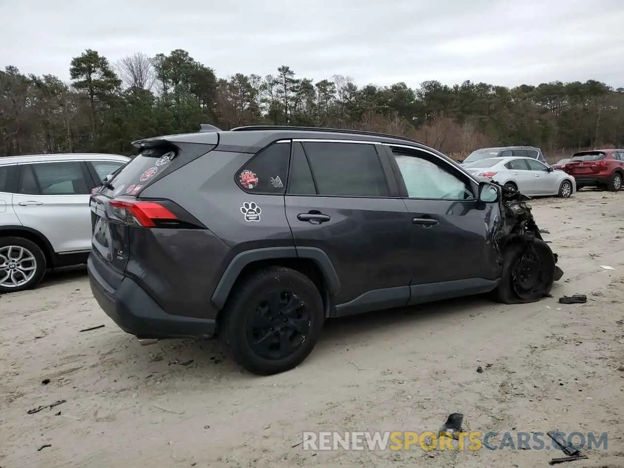 3 Photograph of a damaged car 2T3F1RFV3KW037816 TOYOTA RAV4 2019