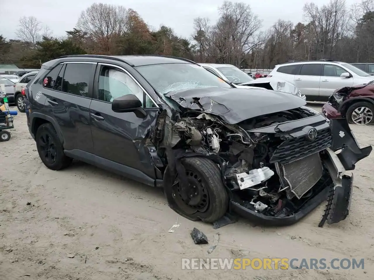 4 Photograph of a damaged car 2T3F1RFV3KW037816 TOYOTA RAV4 2019