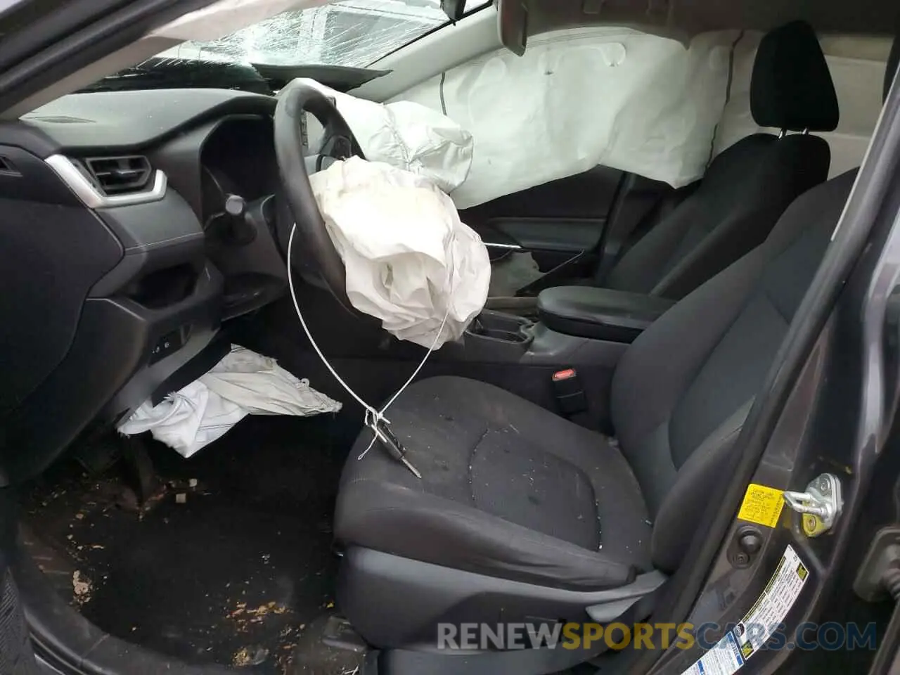 7 Photograph of a damaged car 2T3F1RFV3KW037816 TOYOTA RAV4 2019