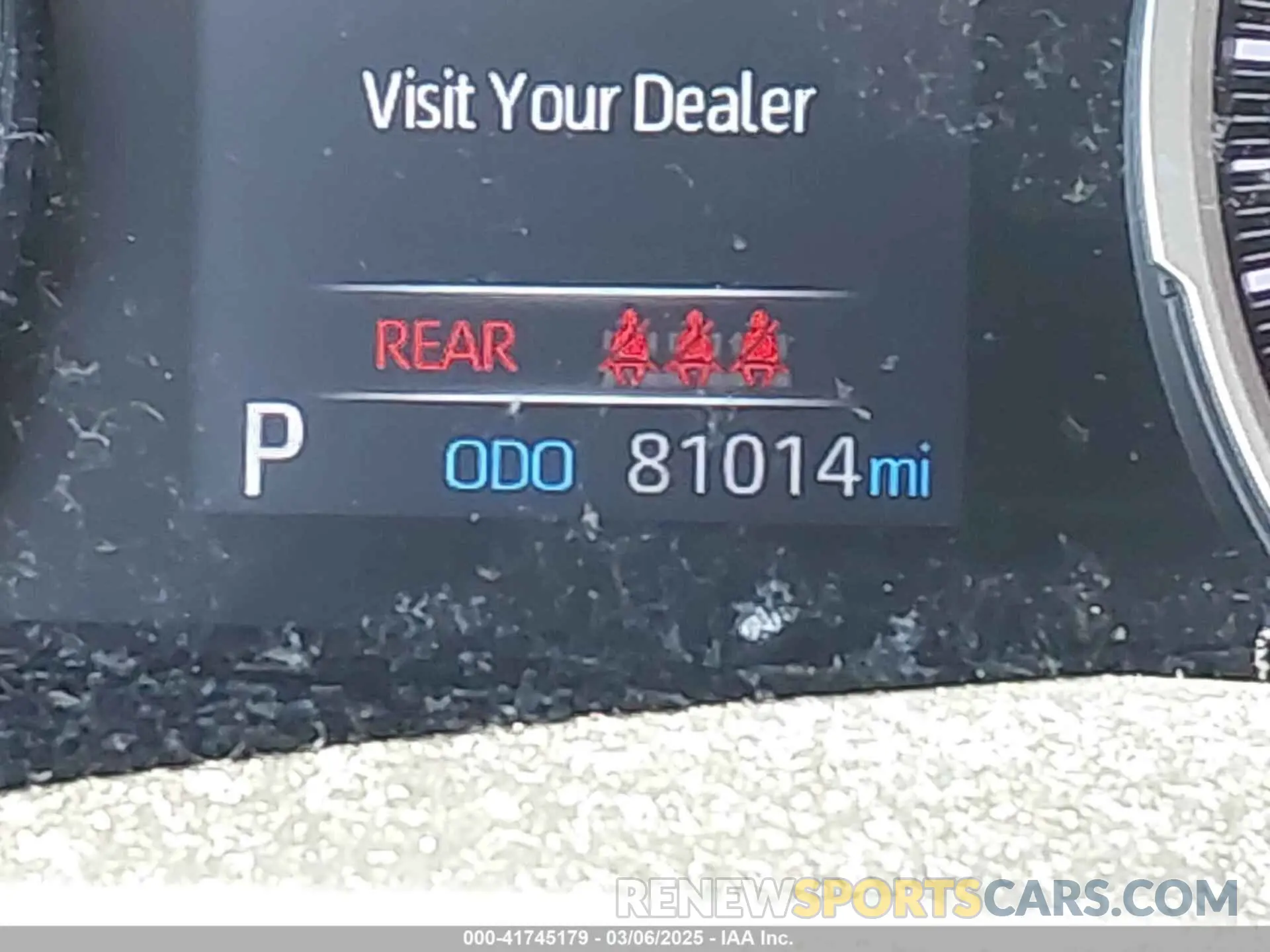 15 Photograph of a damaged car 2T3F1RFV3KW075045 TOYOTA RAV4 2019