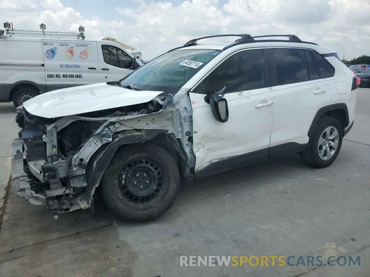 1 Фотография поврежденного автомобиля 2T3F1RFV3KW081203 TOYOTA RAV4 2019