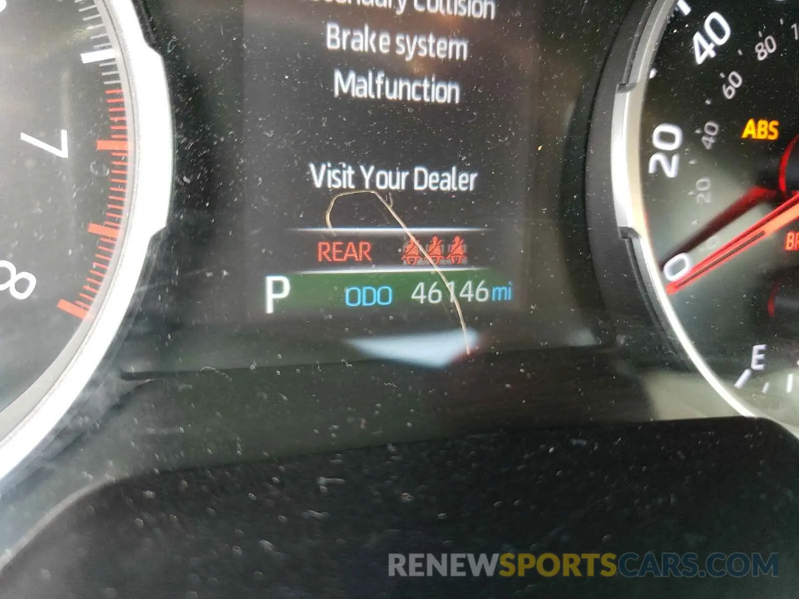 8 Photograph of a damaged car 2T3F1RFV4KC001778 TOYOTA RAV4 2019