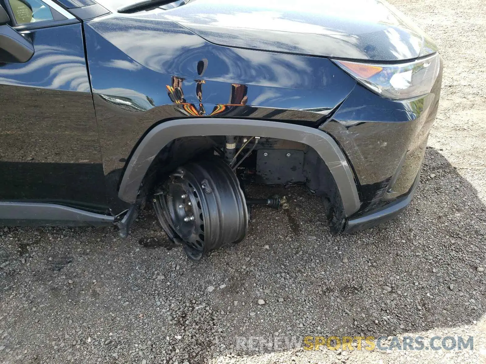 9 Photograph of a damaged car 2T3F1RFV4KC001778 TOYOTA RAV4 2019