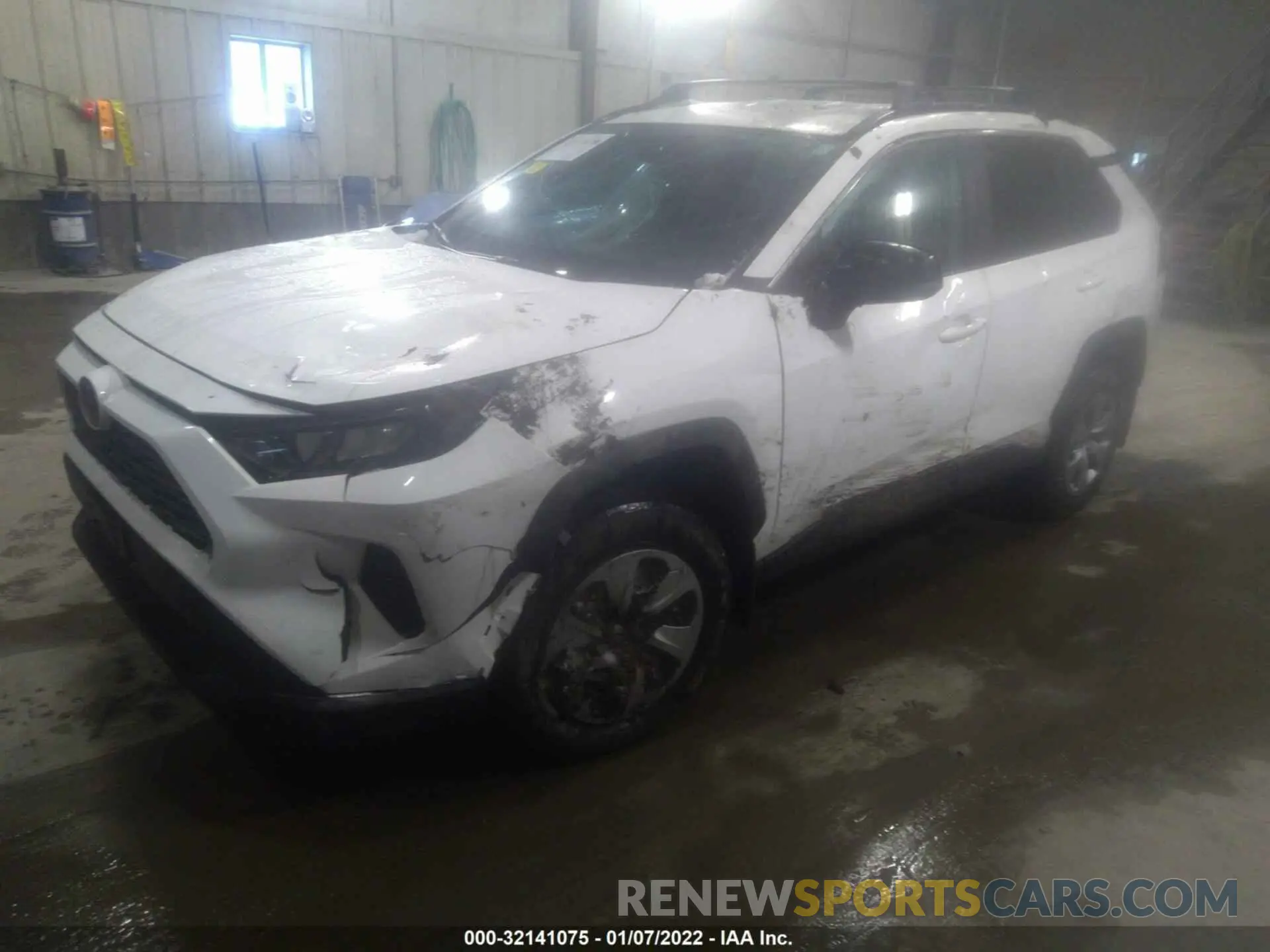 2 Фотография поврежденного автомобиля 2T3F1RFV4KC043416 TOYOTA RAV4 2019
