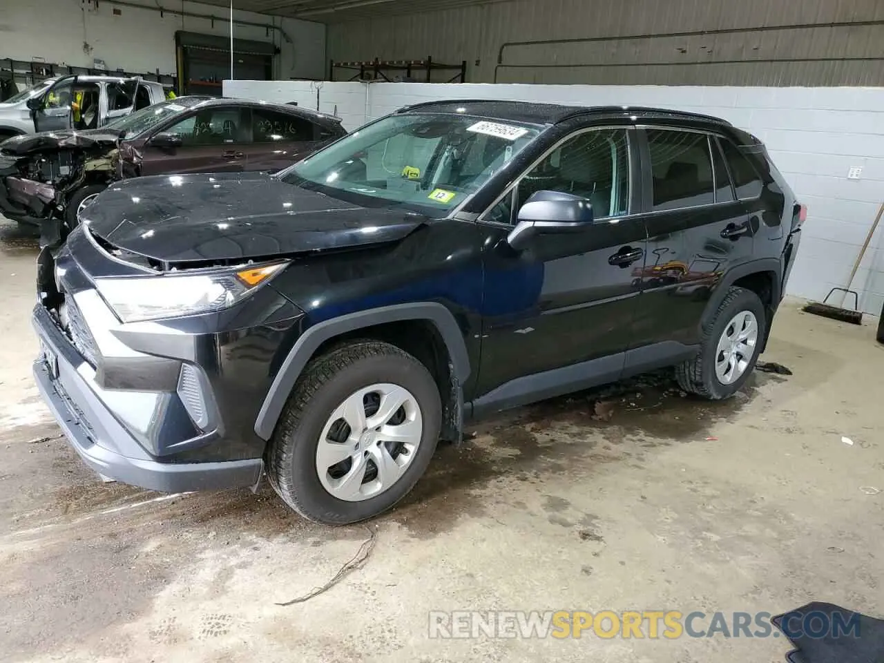1 Photograph of a damaged car 2T3F1RFV4KC048499 TOYOTA RAV4 2019