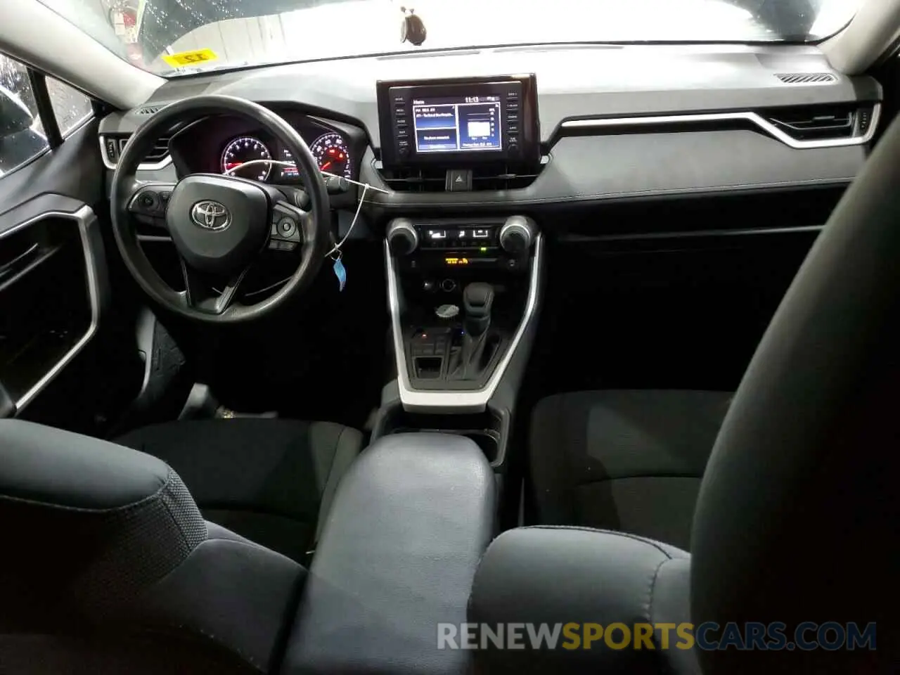 8 Photograph of a damaged car 2T3F1RFV4KC048499 TOYOTA RAV4 2019