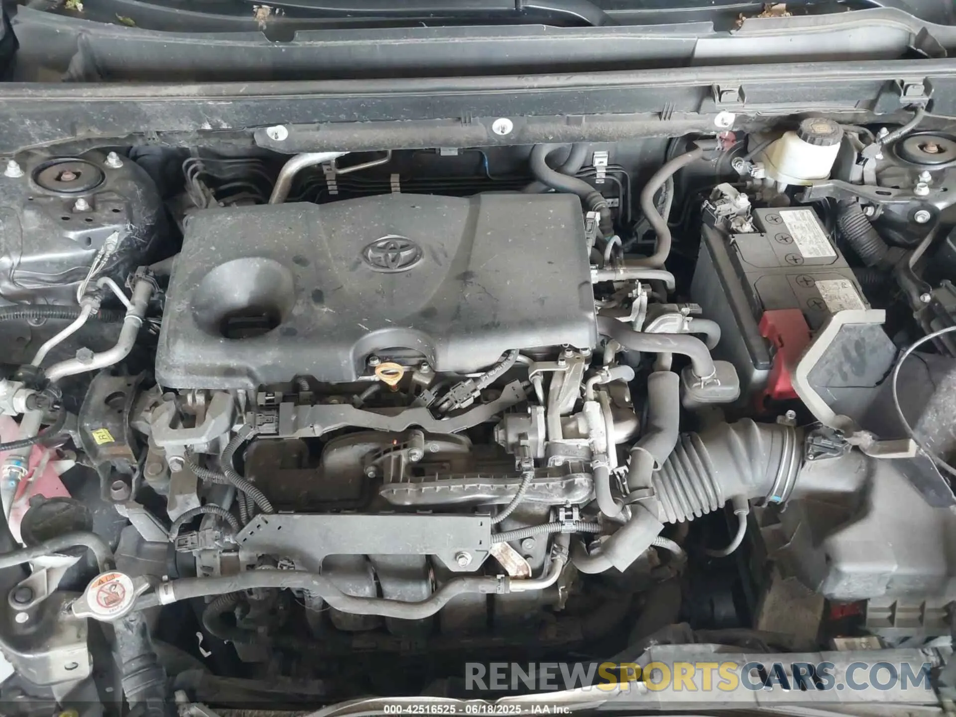 10 Photograph of a damaged car 2T3F1RFV4KW065401 TOYOTA RAV4 2019