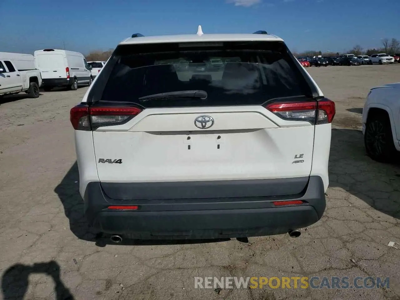 6 Фотография поврежденного автомобиля 2T3F1RFV5KC010487 TOYOTA RAV4 2019