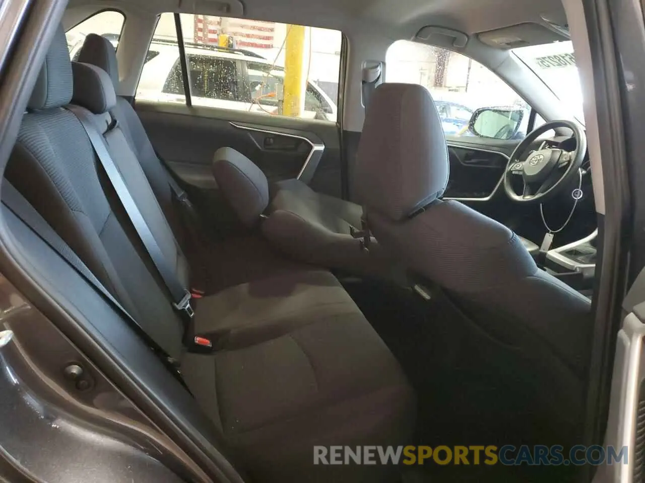 11 Фотография поврежденного автомобиля 2T3F1RFV5KC012188 TOYOTA RAV4 2019