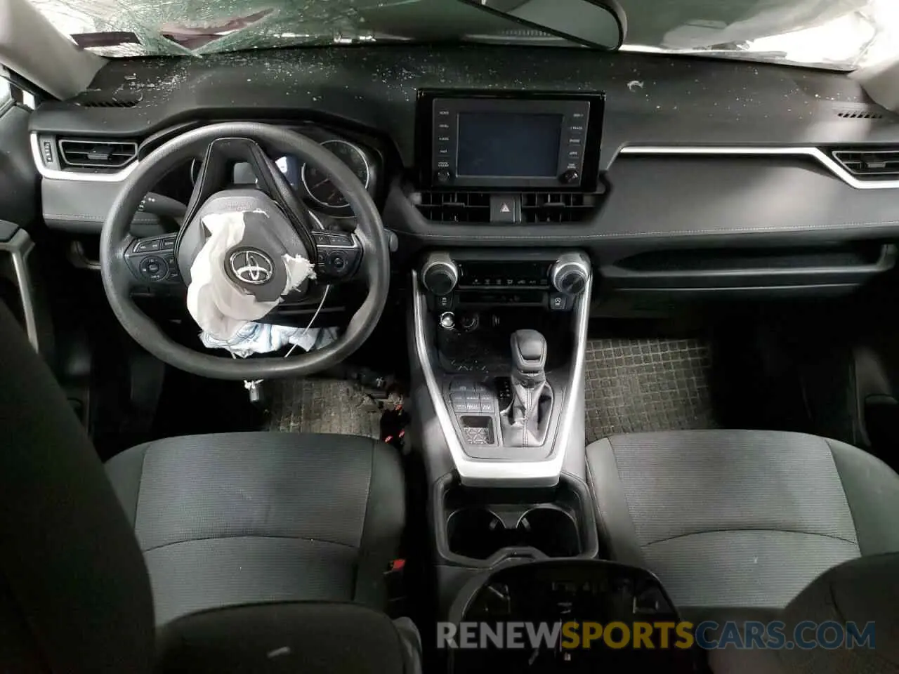 8 Photograph of a damaged car 2T3F1RFV5KC020792 TOYOTA RAV4 2019
