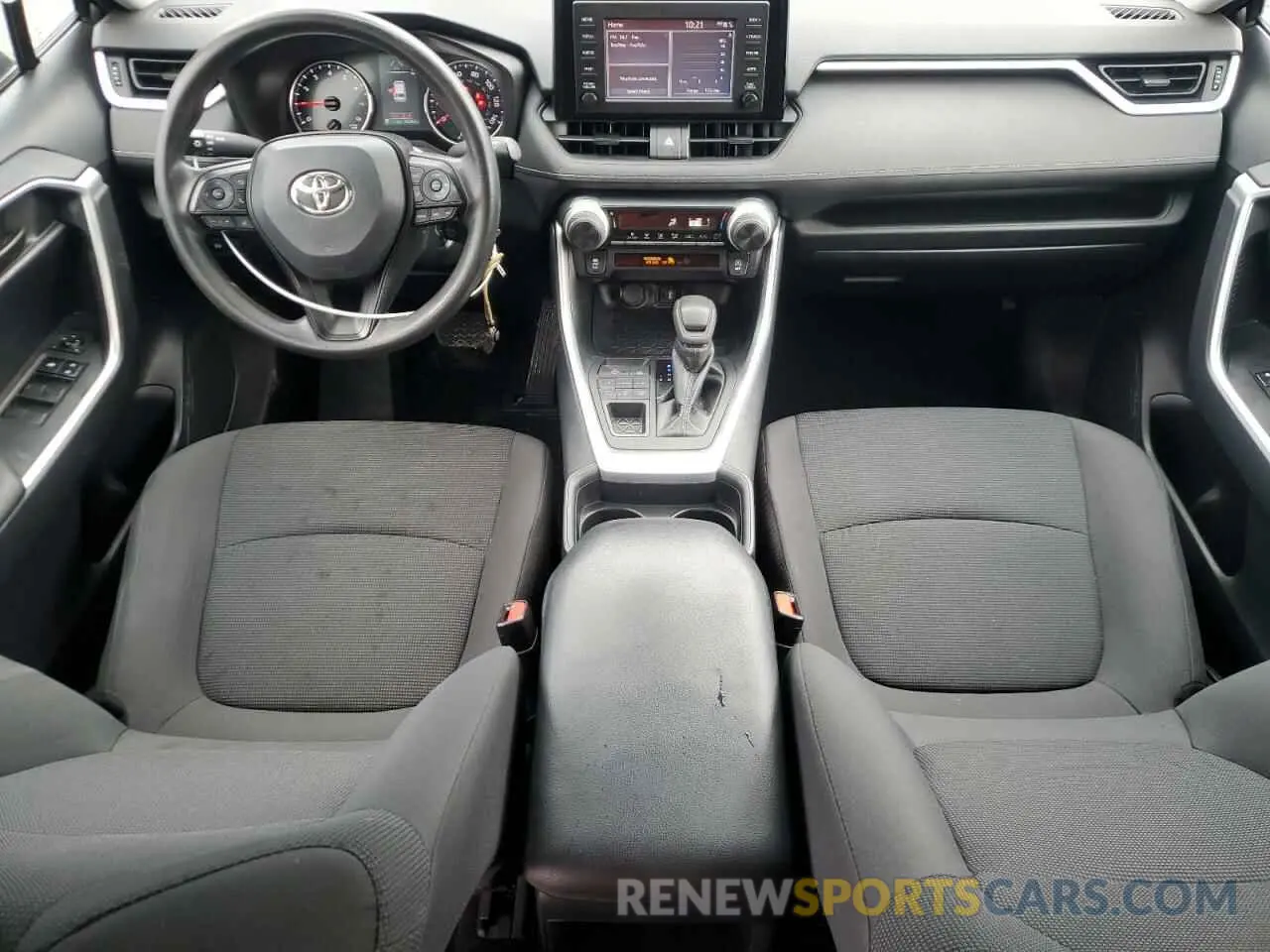 8 Photograph of a damaged car 2T3F1RFV5KW065312 TOYOTA RAV4 2019