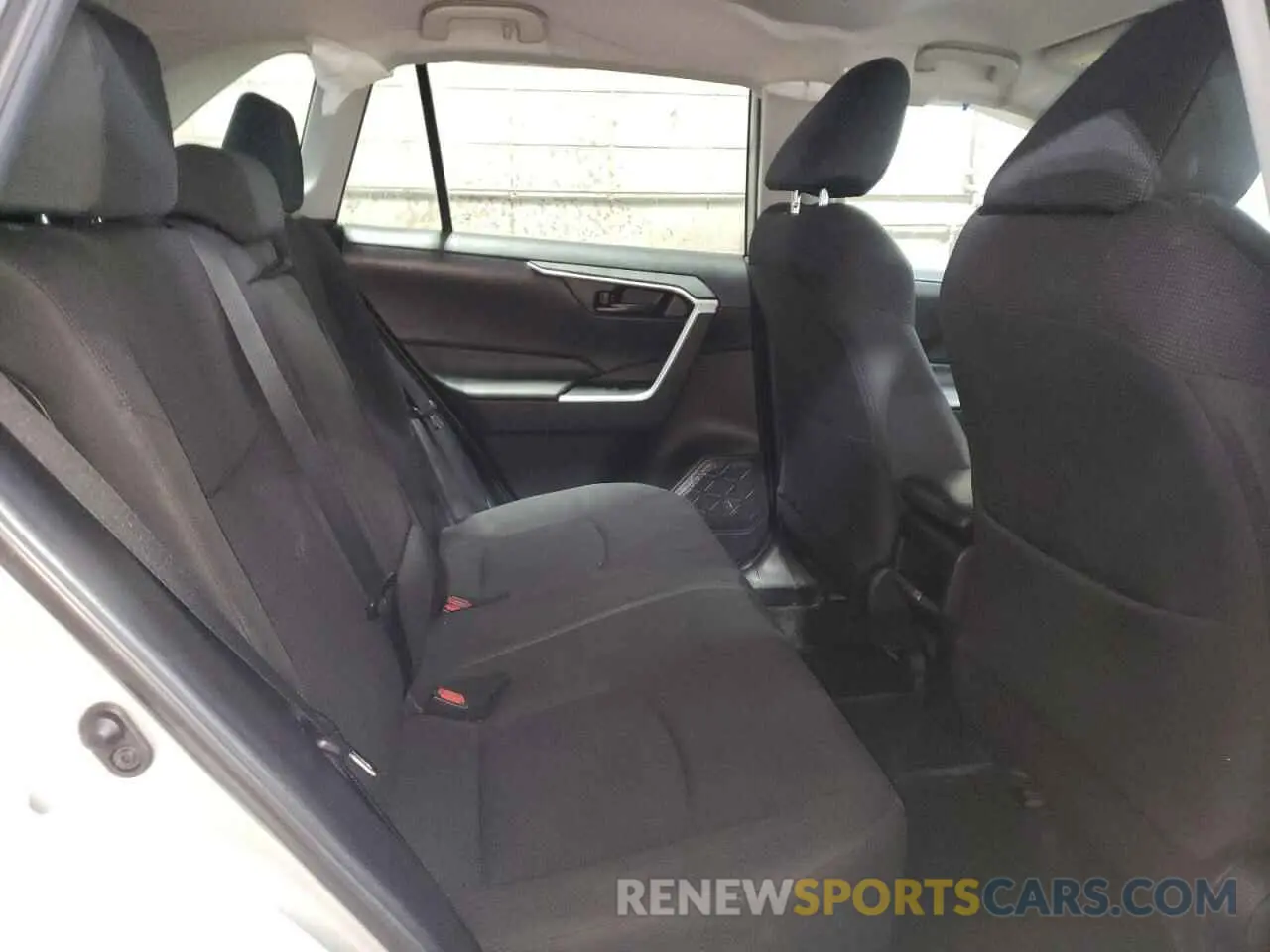 11 Фотография поврежденного автомобиля 2T3F1RFV6KW050494 TOYOTA RAV4 2019