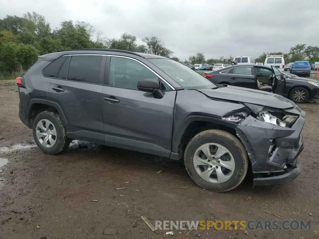 4 Photograph of a damaged car 2T3F1RFV7KC057231 TOYOTA RAV4 2019