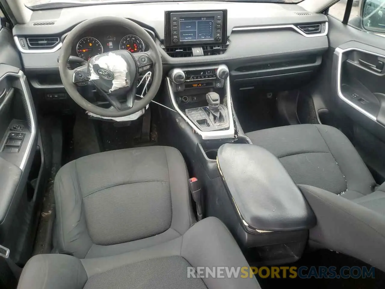 8 Photograph of a damaged car 2T3F1RFV7KC057231 TOYOTA RAV4 2019