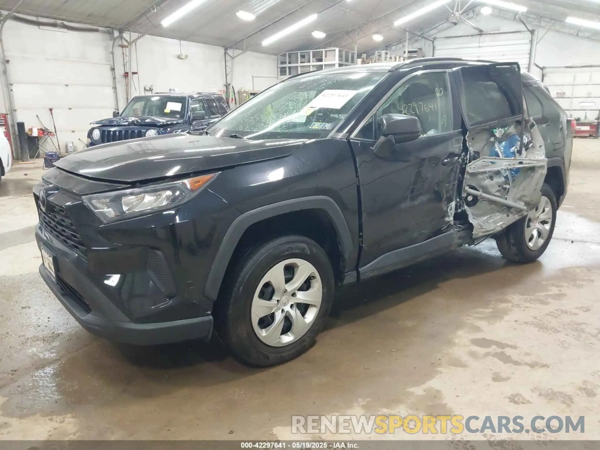 2 Photograph of a damaged car 2T3F1RFV7KW049905 TOYOTA RAV4 2019
