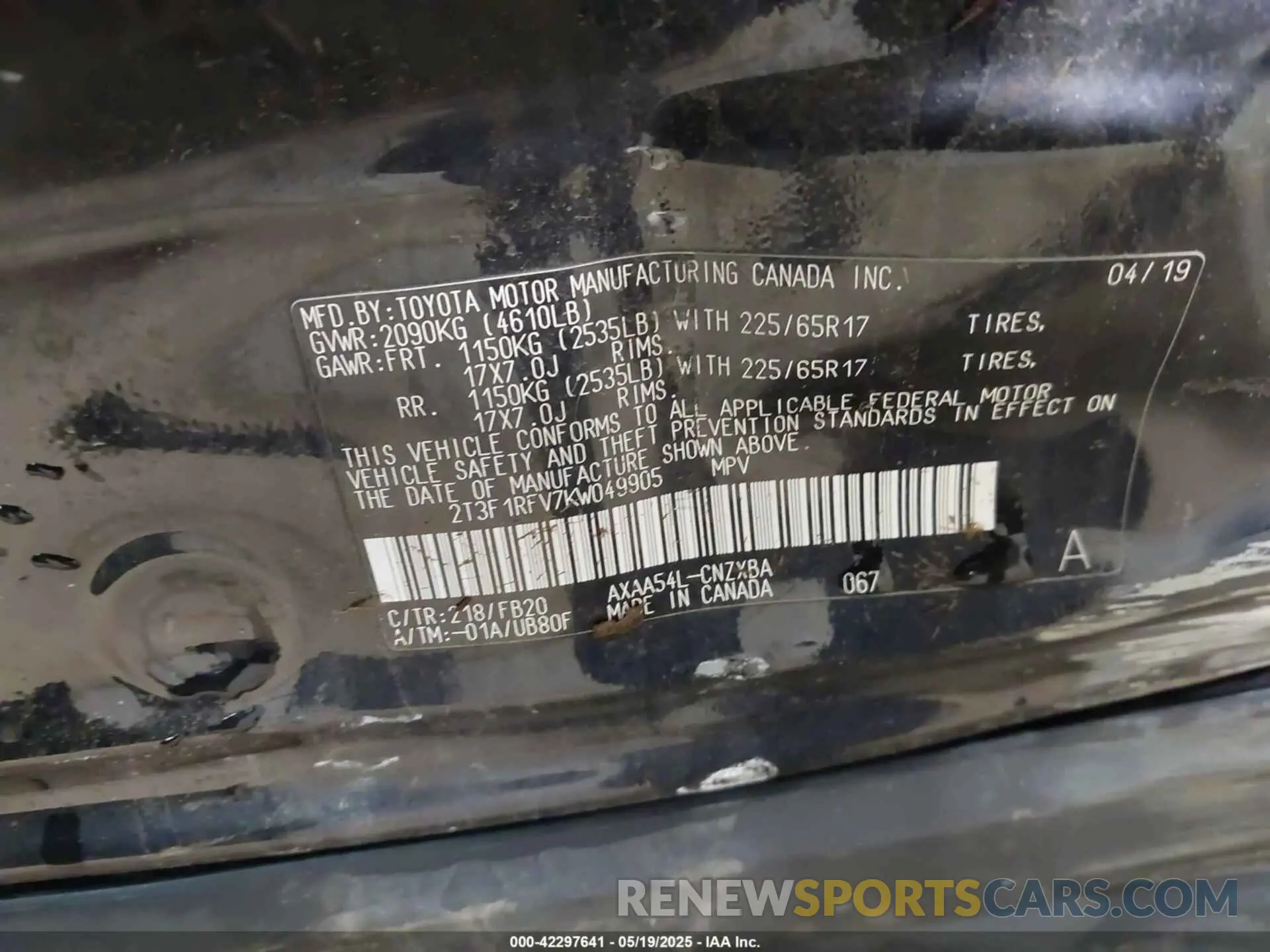 9 Photograph of a damaged car 2T3F1RFV7KW049905 TOYOTA RAV4 2019