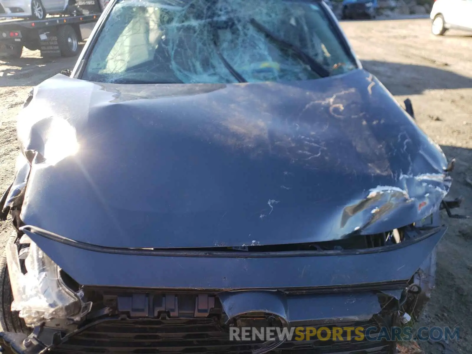 7 Photograph of a damaged car 2T3F1RFV8KC040275 TOYOTA RAV4 2019