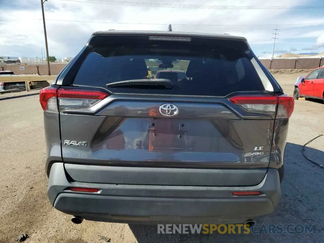 6 Photograph of a damaged car 2T3F1RFV8KW063215 TOYOTA RAV4 2019