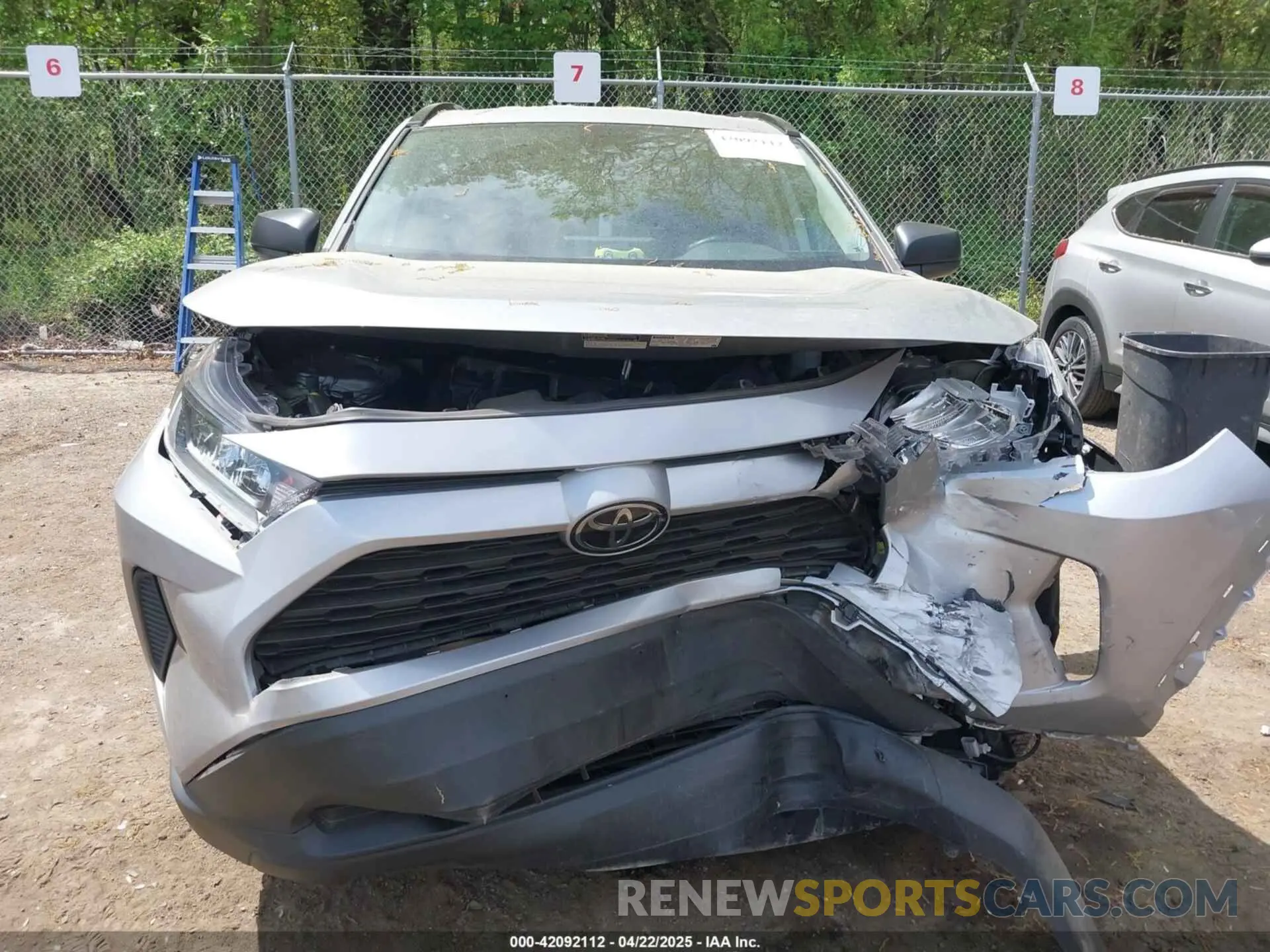 12 Photograph of a damaged car 2T3F1RFV8KW068379 TOYOTA RAV4 2019