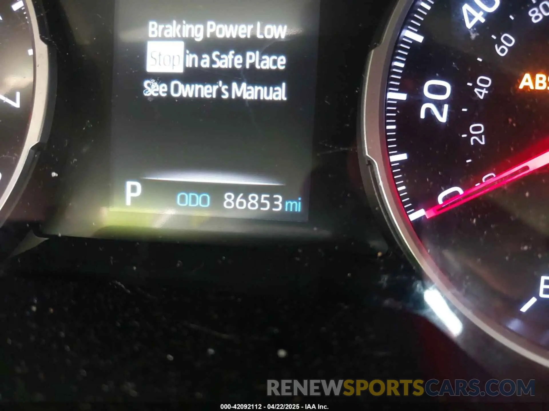 15 Photograph of a damaged car 2T3F1RFV8KW068379 TOYOTA RAV4 2019