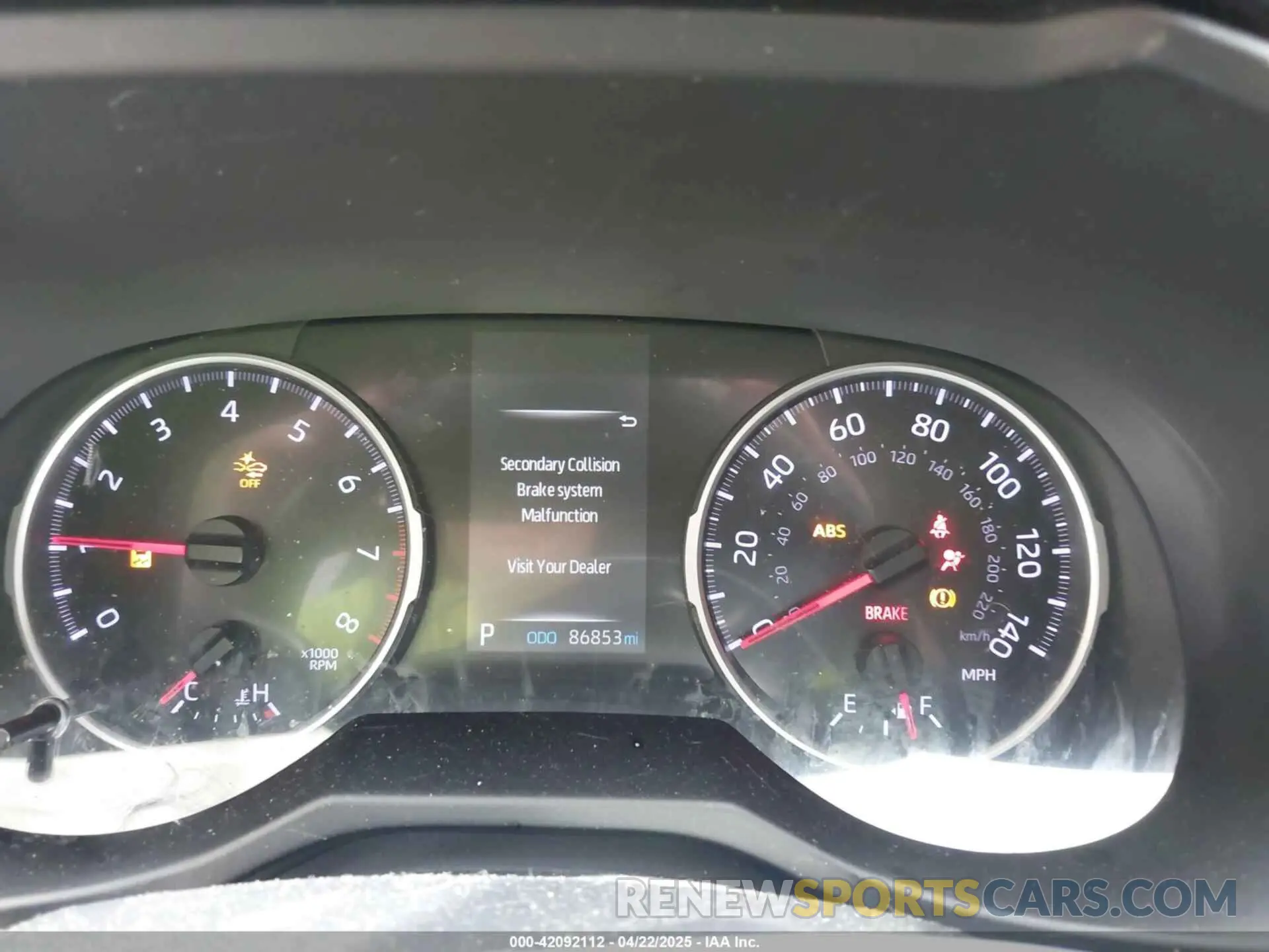 7 Photograph of a damaged car 2T3F1RFV8KW068379 TOYOTA RAV4 2019