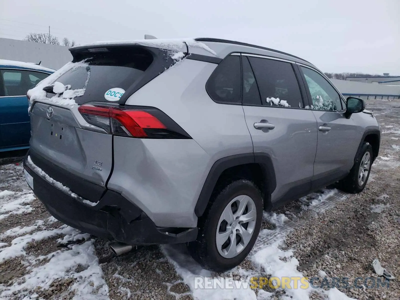 4 Photograph of a damaged car 2T3F1RFV9KW054670 TOYOTA RAV4 2019