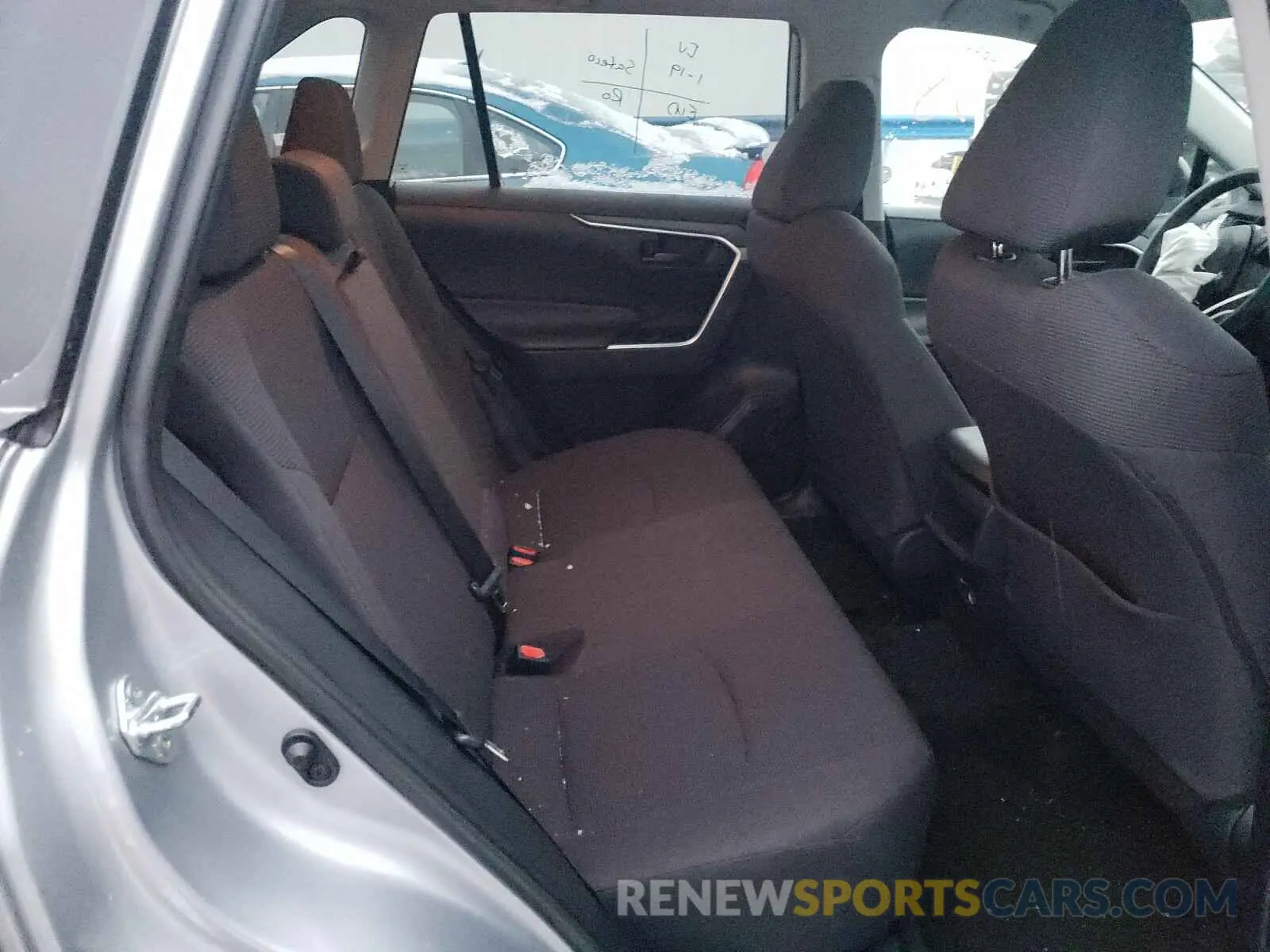 6 Photograph of a damaged car 2T3F1RFV9KW054670 TOYOTA RAV4 2019