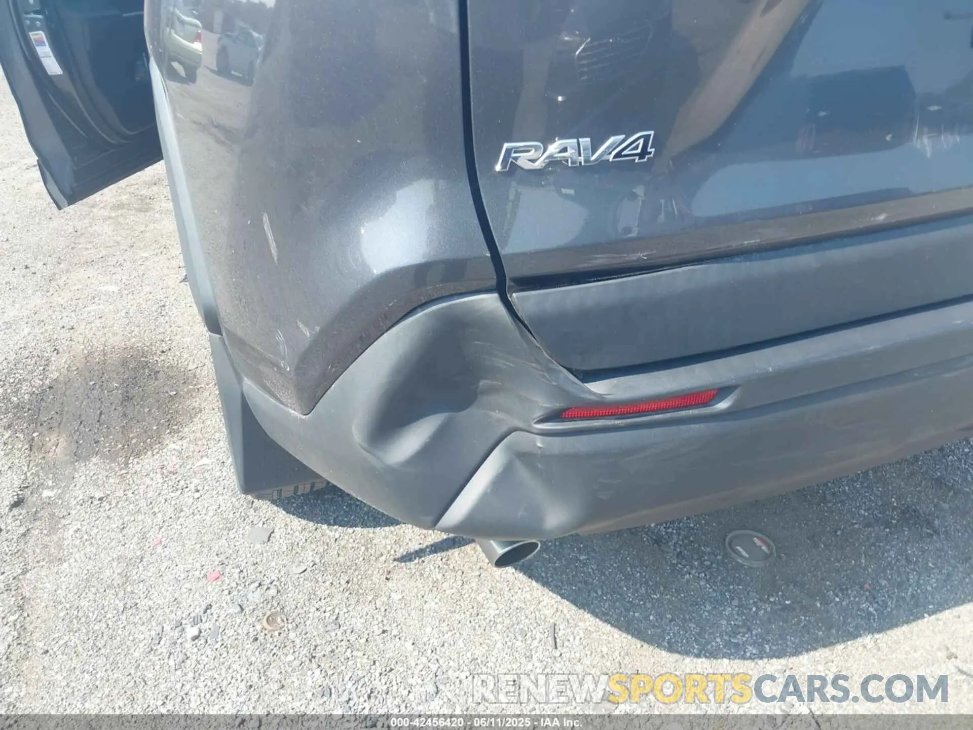 6 Photograph of a damaged car 2T3F1RFVXKC056266 TOYOTA RAV4 2019