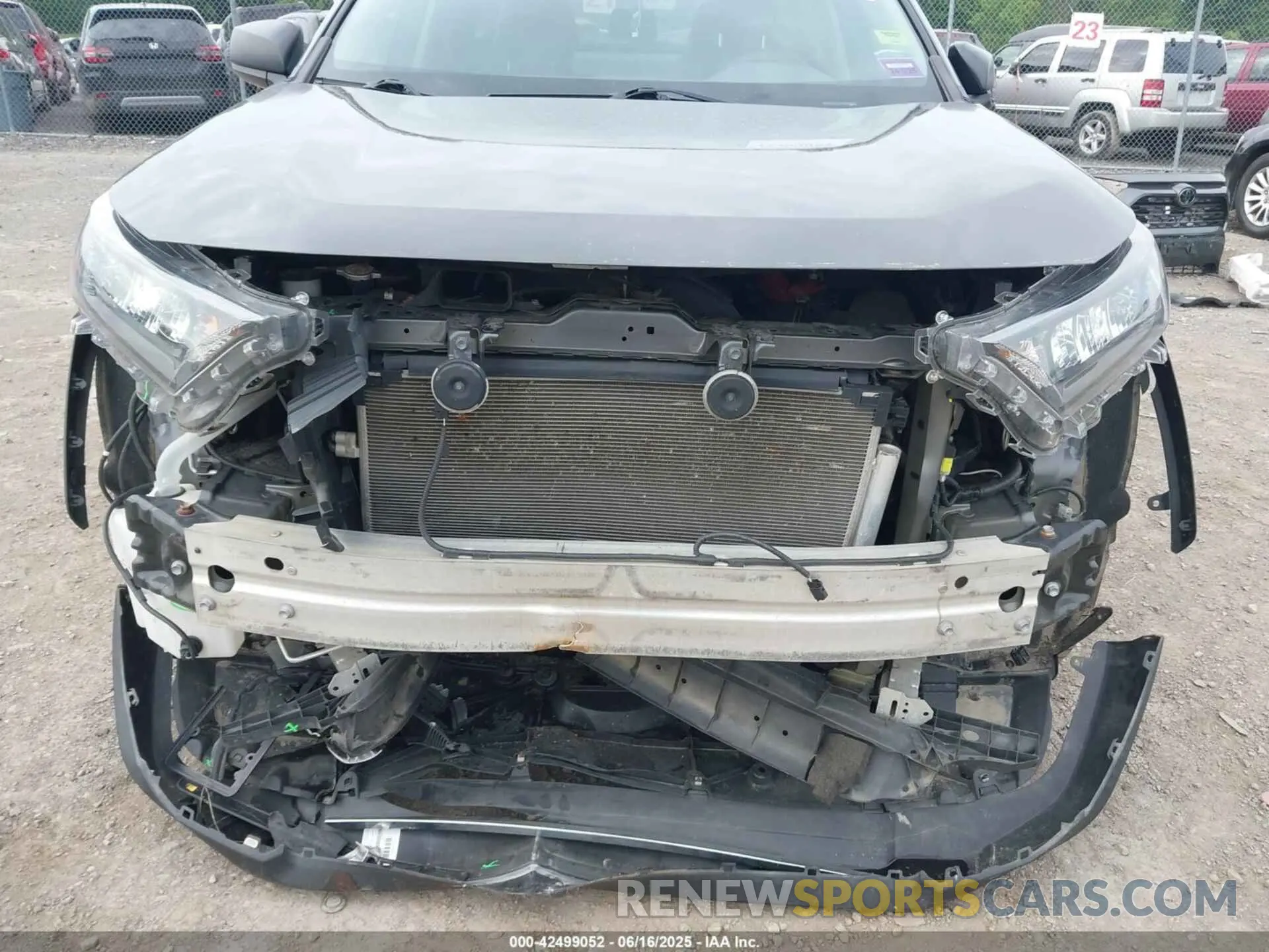 6 Фотография поврежденного автомобиля 2T3F1RFVXKW024450 TOYOTA RAV4 2019