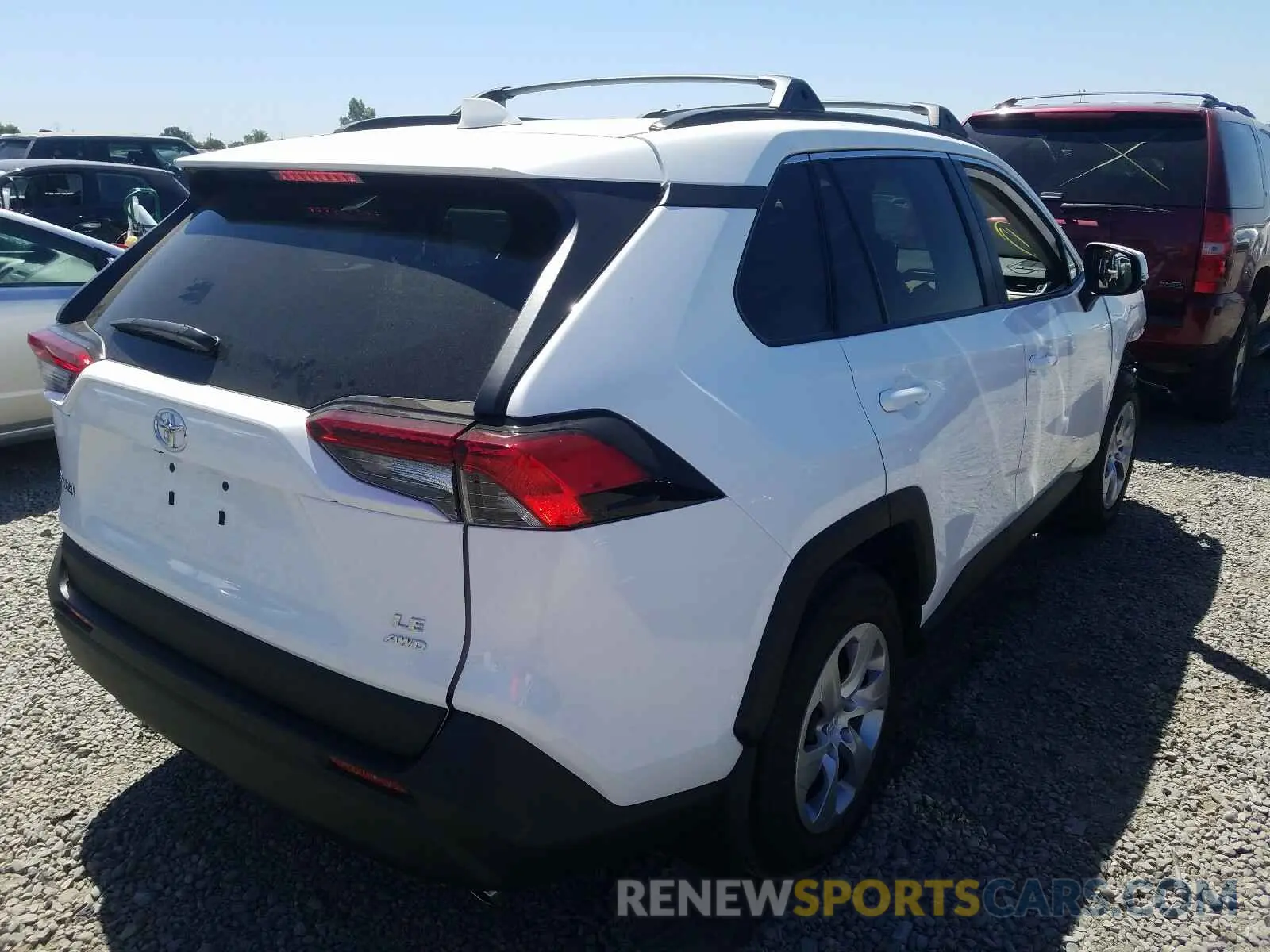 4 Photograph of a damaged car 2T3G1RFV1KW043182 TOYOTA RAV4 2019