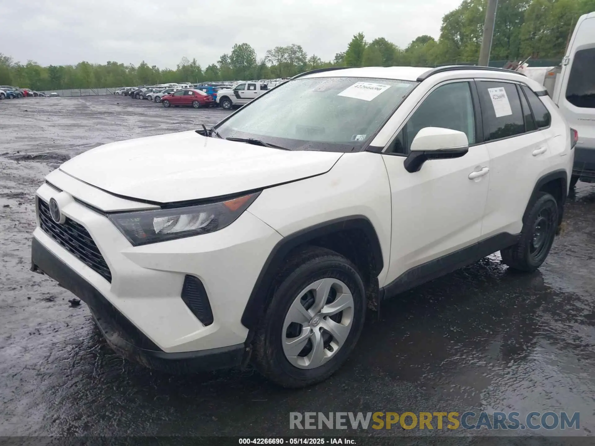2 Фотография поврежденного автомобиля 2T3G1RFV2KC017563 TOYOTA RAV4 2019